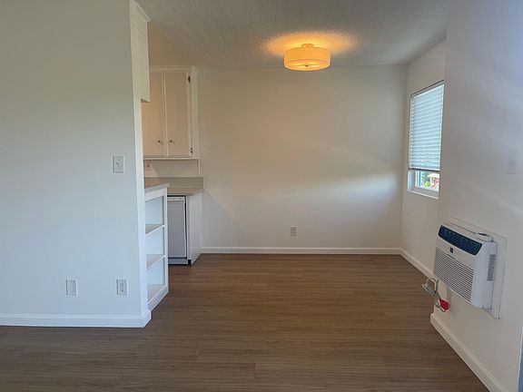 2nd image of 1309 N Martel Ave #301