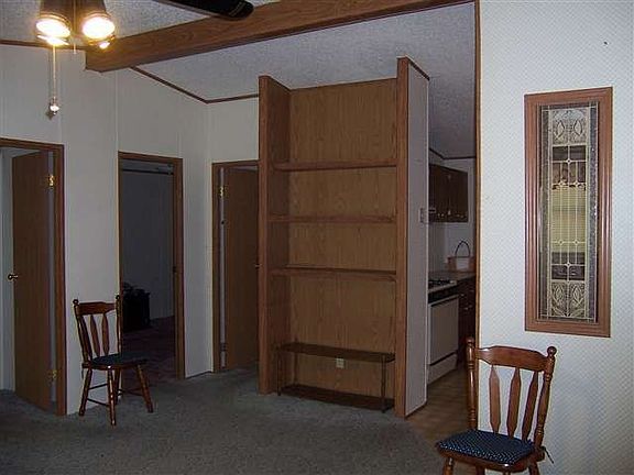 3rd image of 26836 Everett Dr
