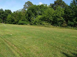 8595 Macon Rd, Cordova, TN 38018