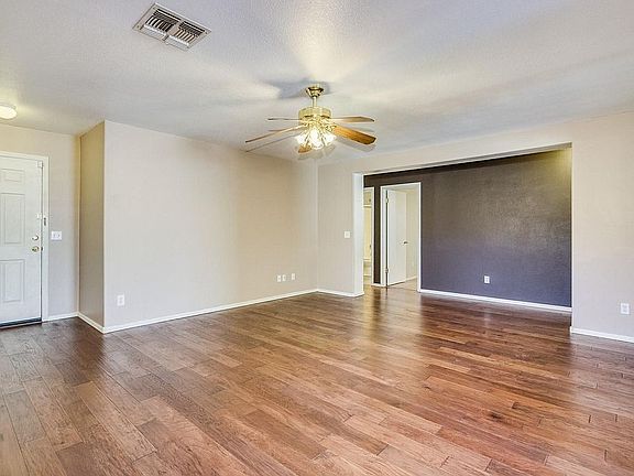 3rd image of 16552 N 136th Ct