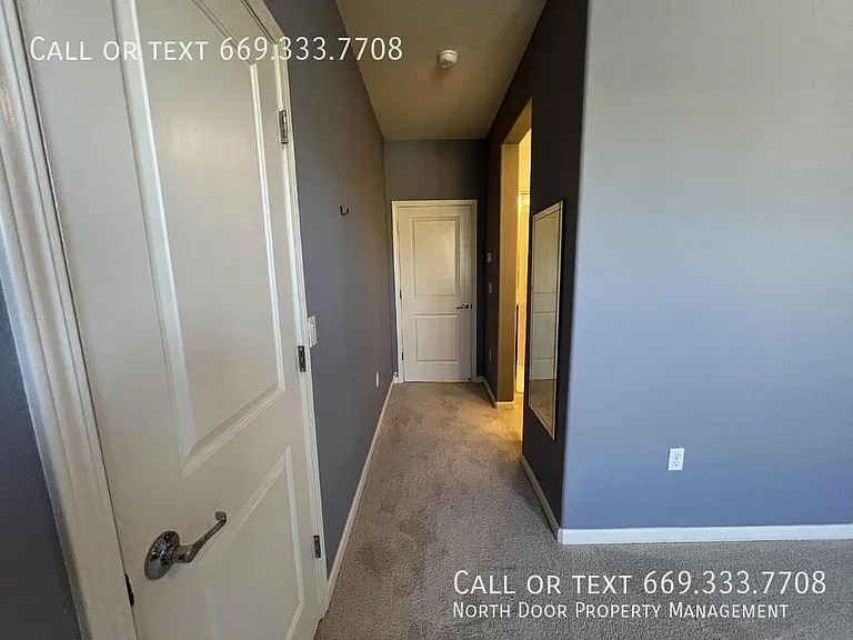 2762 Ferrara Cir — Photo 26