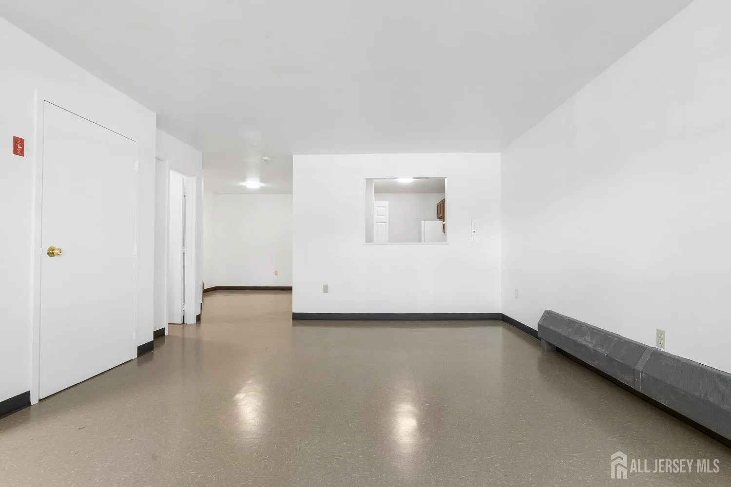 4 bed, 2.0 bath, $3,040 — Photo 2
