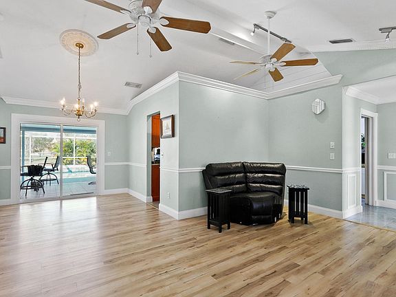 5th image of 1450 SE Marisol Court