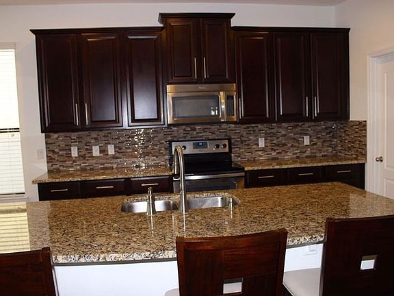 5th image of 2151 Westborough Ln