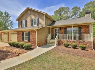 1441 Willow Bend Dr, Snellville, GA 30078