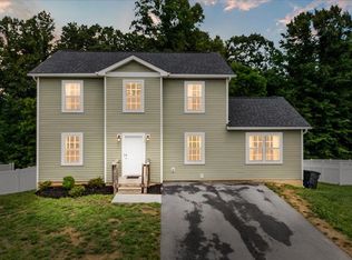 135 Prairie View Ln, Pembroke, VA 24136
