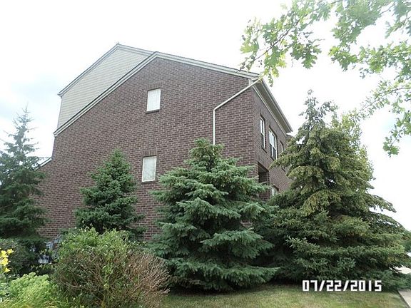 3rd image of 13639 Osborn Ave #124