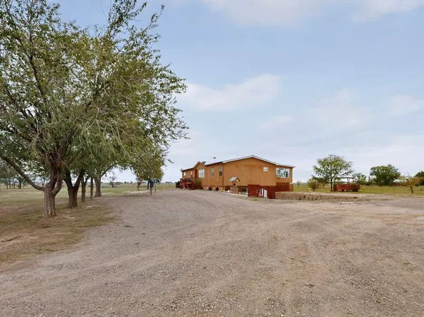 35 Dalton Pl, Moriarty, NM 87035