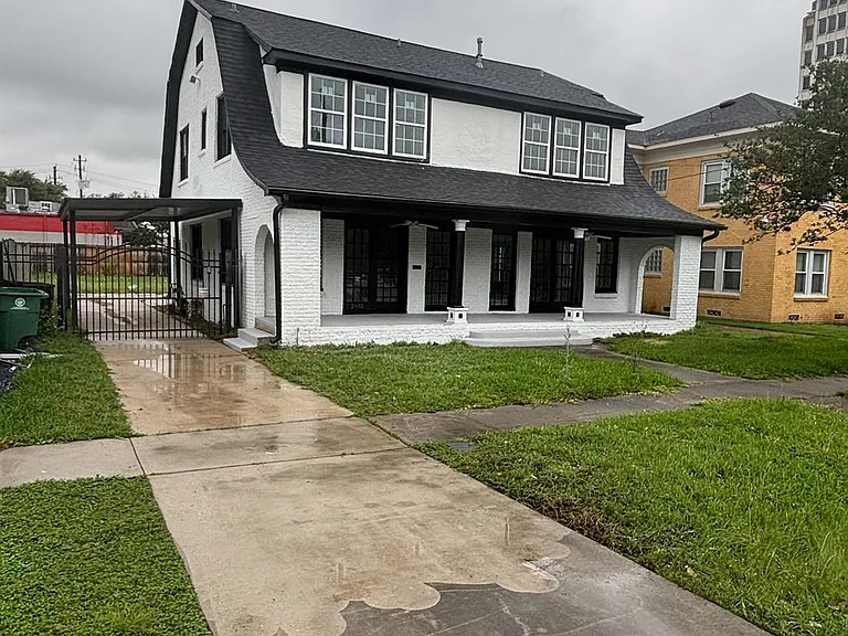 2410 Huldy St — Photo 2