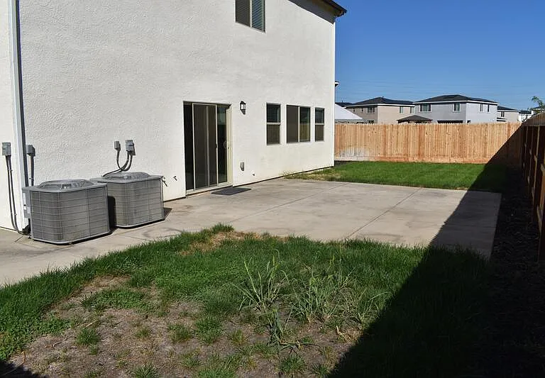 2430 Quesada Dr #2 — Photo 35