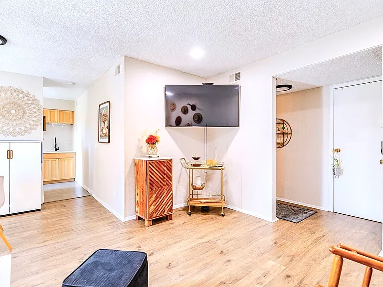 12166 E Kepner Pl — Photo 8
