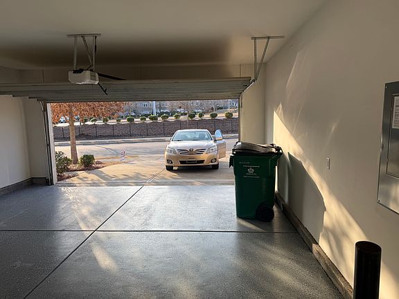 3rd image of 11815 Clems Branch Dr
