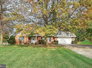 45 Juniper Dr, Littlestown, PA 17340