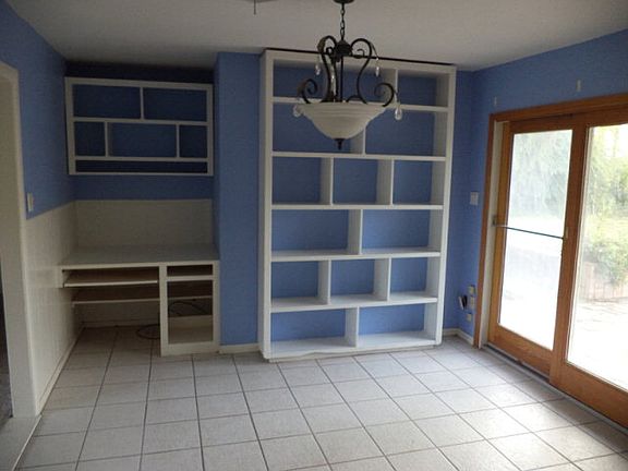 5th image of 1021 Martin Ave