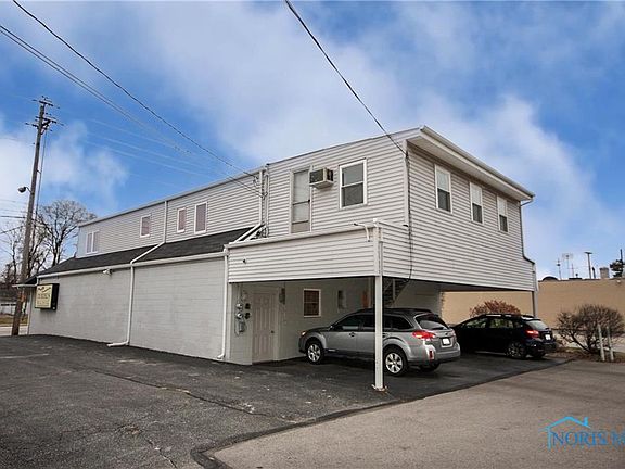 3rd image of 2628 W Central Ave