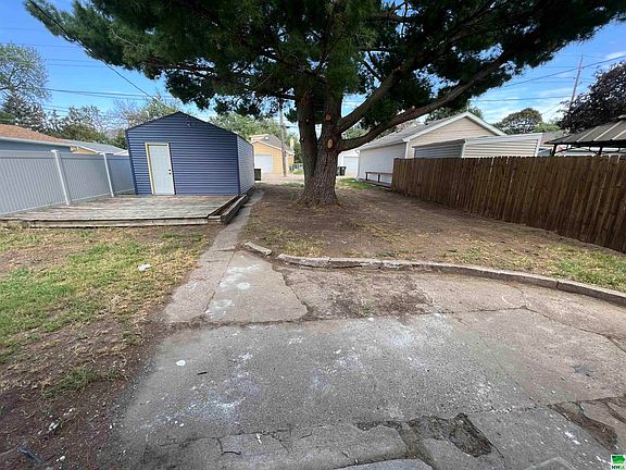 2nd image of 3419 Transit Ave