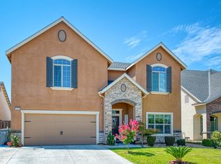6188 E Pontiac Way, Fresno, CA