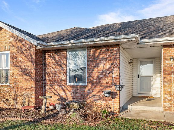 4th image of 153 N Foxtrot Avenue