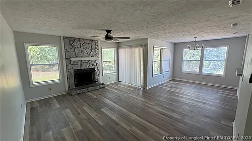 1000 Wood Creek Dr Photo 1