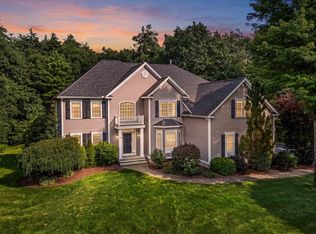 18 Priscilla Lane, Londonderry, NH 03053