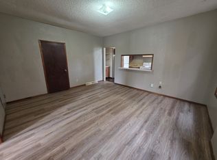 516 Rhomberg Ave #1, Dubuque, IA 52001