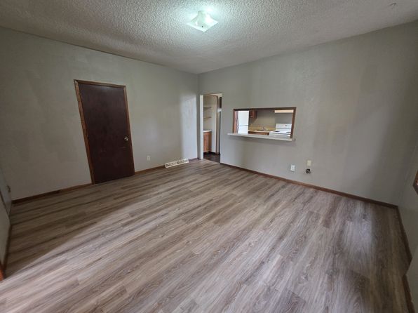 516 Rhomberg Ave #1