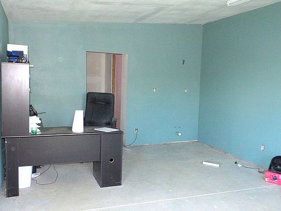2nd image of 9564 Deer Trail Ln