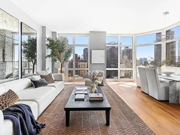 300 E 55th St APT 16D, New York, NY 10022