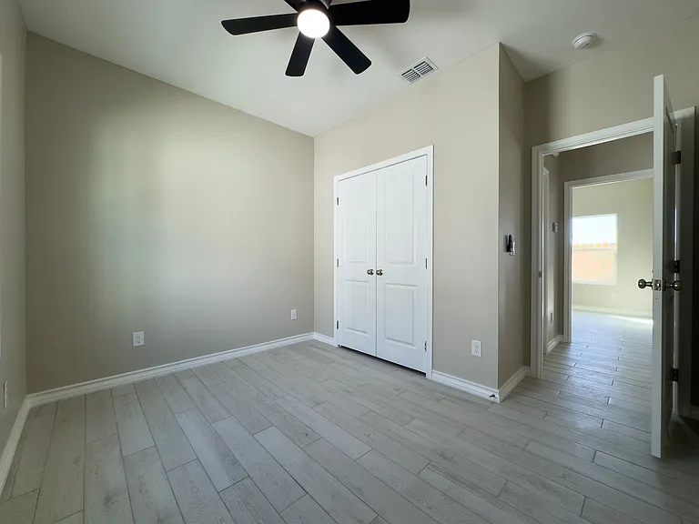 305 Legend St — Photo 9