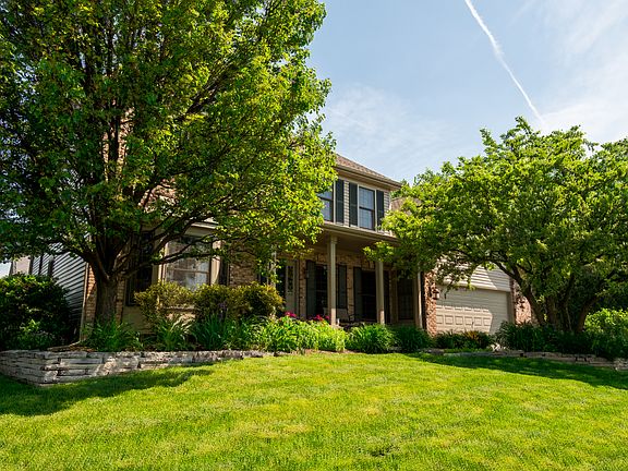 2nd image of 605 Lindsay Cir