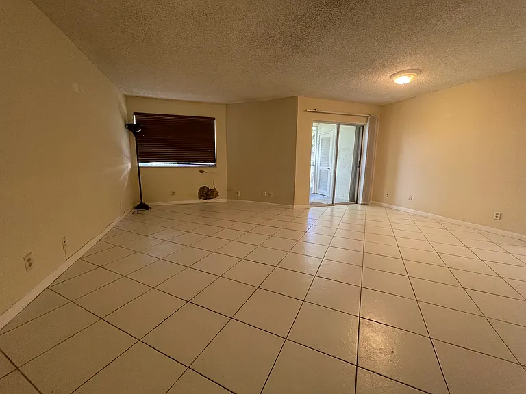 9755 Westview Dr #1215 — Photo 4