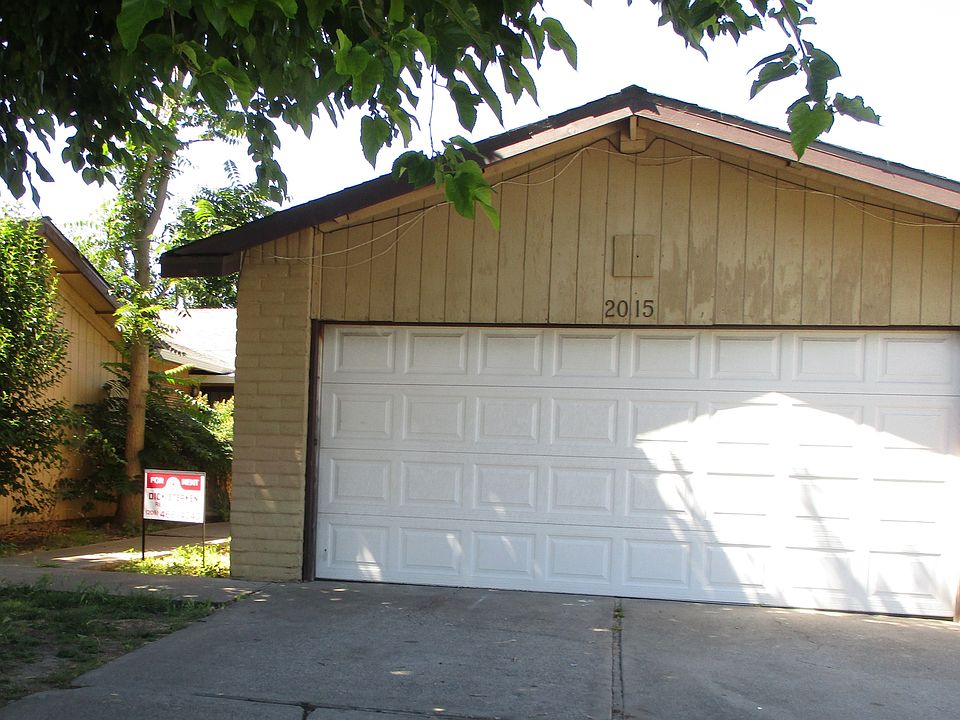 1st image of 2015 Comstock Dr #2015