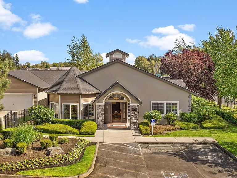 Clubhouse l Upscale Parkland Apartments for Rent l Tacoma, WA l Kensington Gate