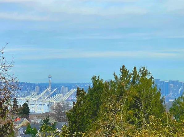 6830 31st Avenue SW, Seattle, WA 98126