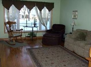 826 W Green St, Bensenville, IL 60106