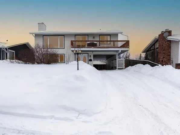 713 SE Timberline Dr, Wood Buffalo, AB T9K 1B1