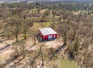 145 Abigail Ln, Luling, TX 78648