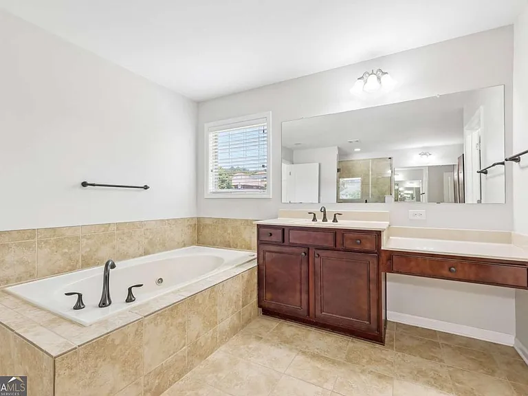 4105 Hastings Dr — Photo 46