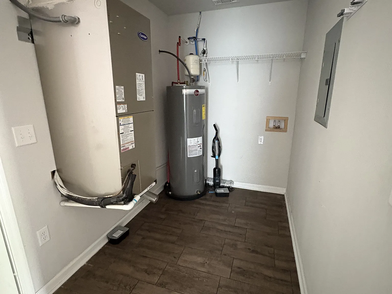 2 bed, 1000 sqft, $1,300 — Photo 4
