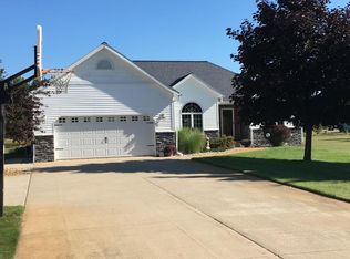 8480 Farm Ln, Cadillac, MI 49601