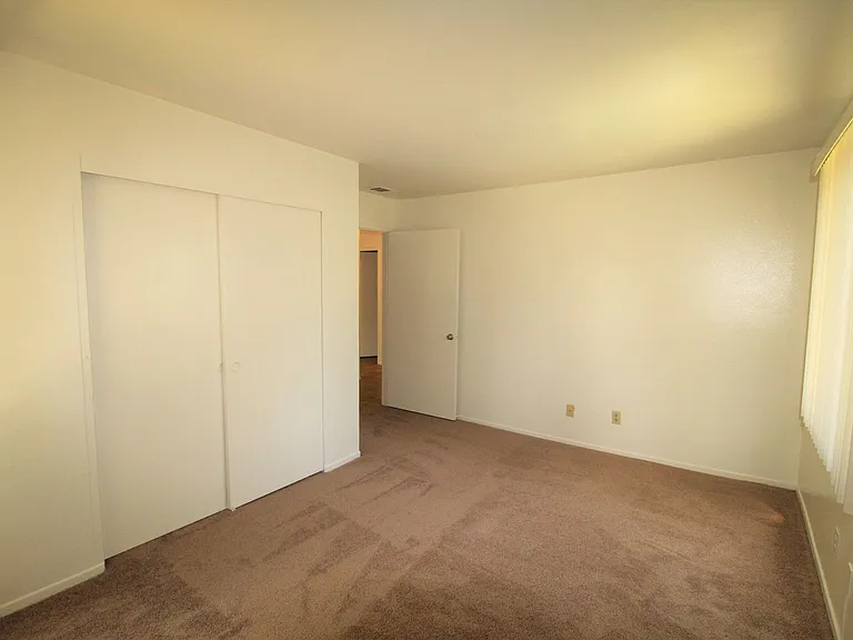 Fillmore River Ridge Apartments — Photo 22