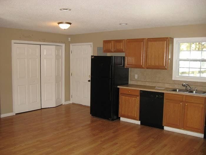 2nd image of 151 Rigby St