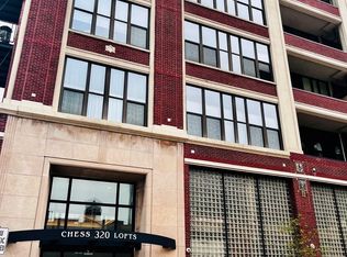 320 E 21st St UNIT 403, Chicago, IL 60616