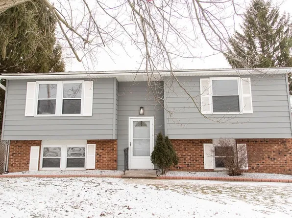 4995 Windgate Rd, Liverpool, NY 13088