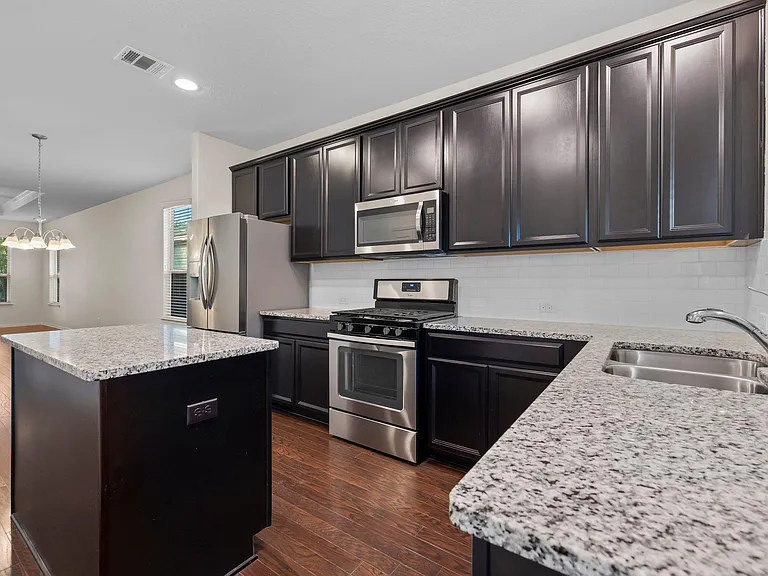 537 Bonnet Blvd — Photo 10