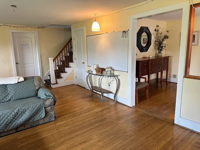 404 Conlon Rd — Photo 7