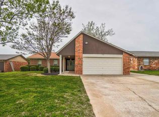 7910 NW Echo Rd, Lawton, OK 73505