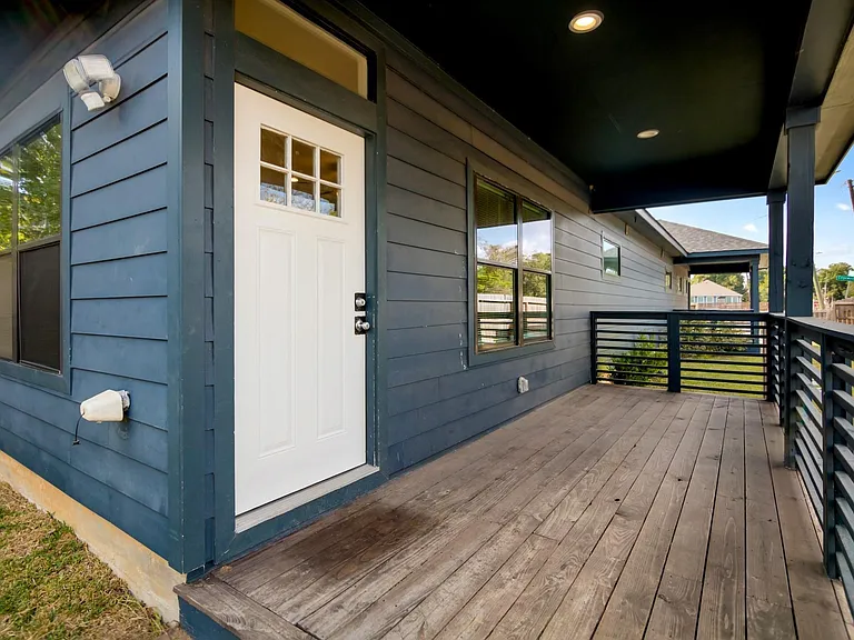 603 Edgewood St #B — Photo 14