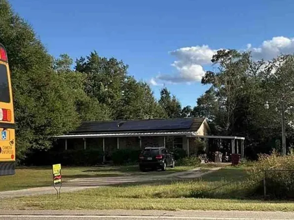 8625 Highway 90, Milton, FL 32583