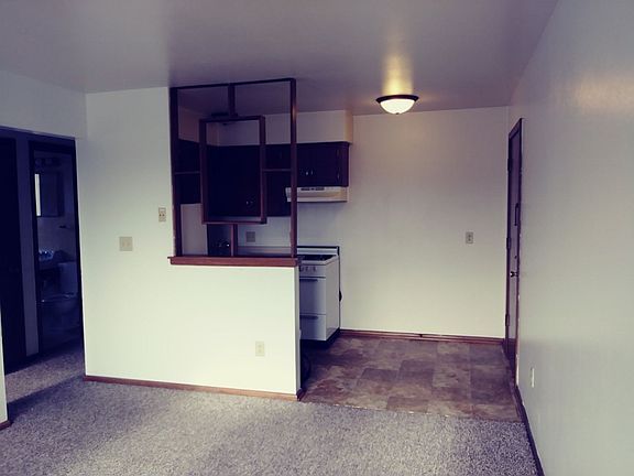 3rd image of 9204 W Lincoln Ave #6